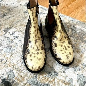 French brand Gerard DAREL ankle boots